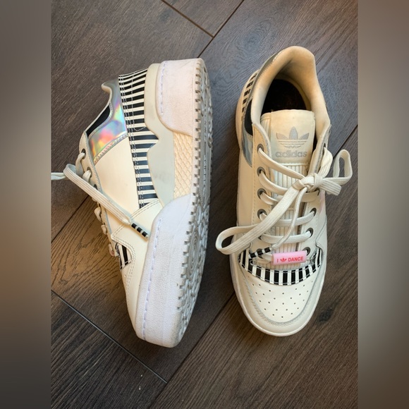 ADIDAS I ❤️ DANCE - Picture 3 of 16
